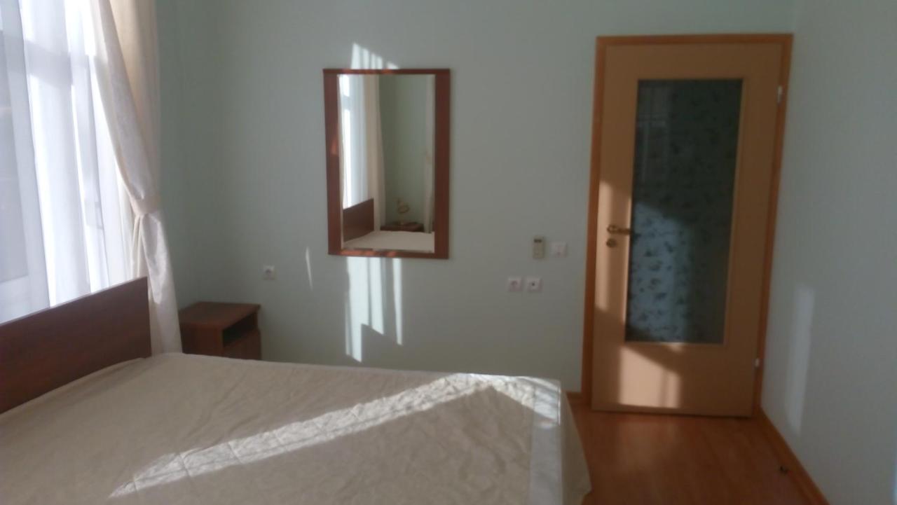 Бестужевский Дворик Gagra Exteriér fotografie