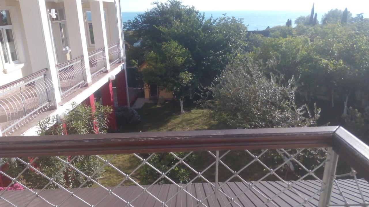 Бестужевский Дворик Gagra Exteriér fotografie