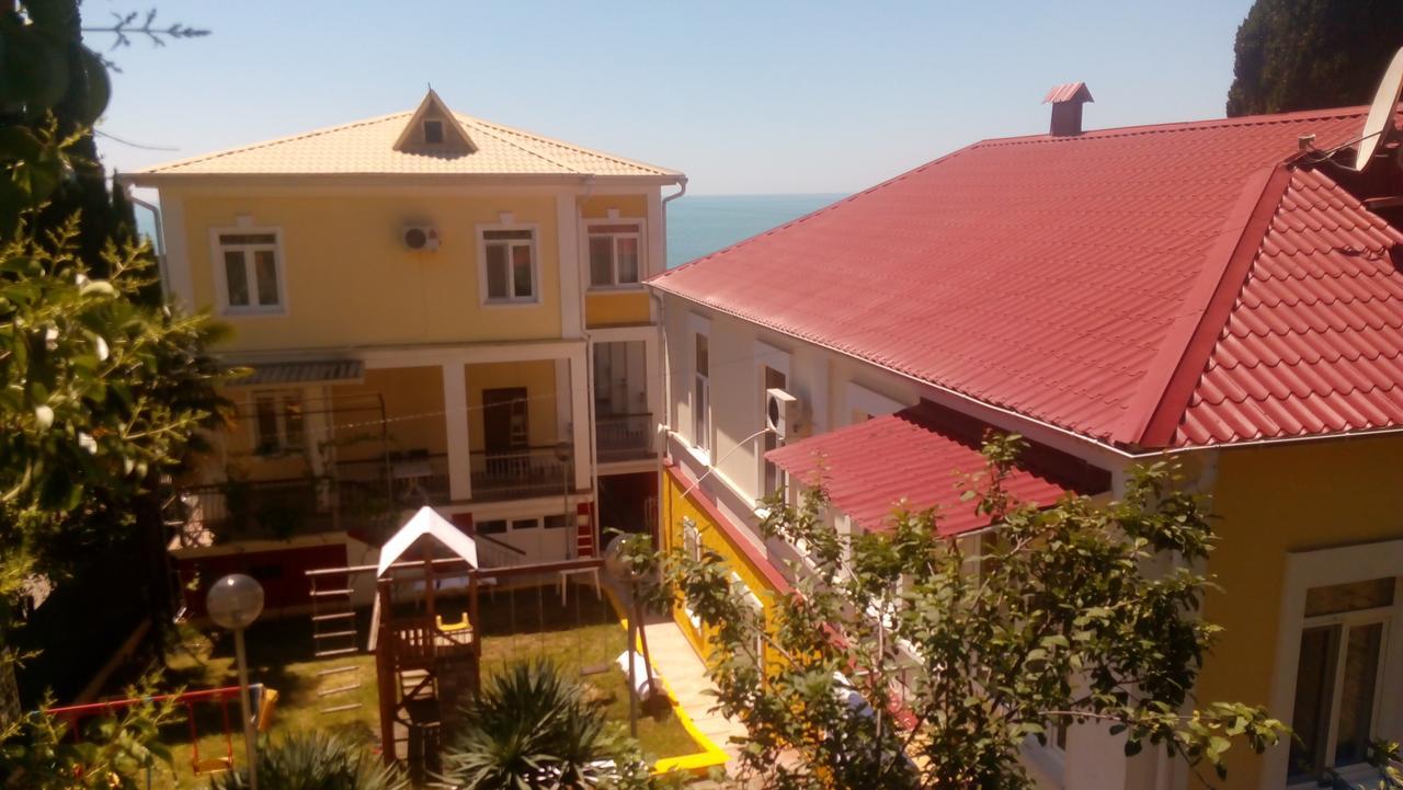Бестужевский Дворик Gagra Exteriér fotografie