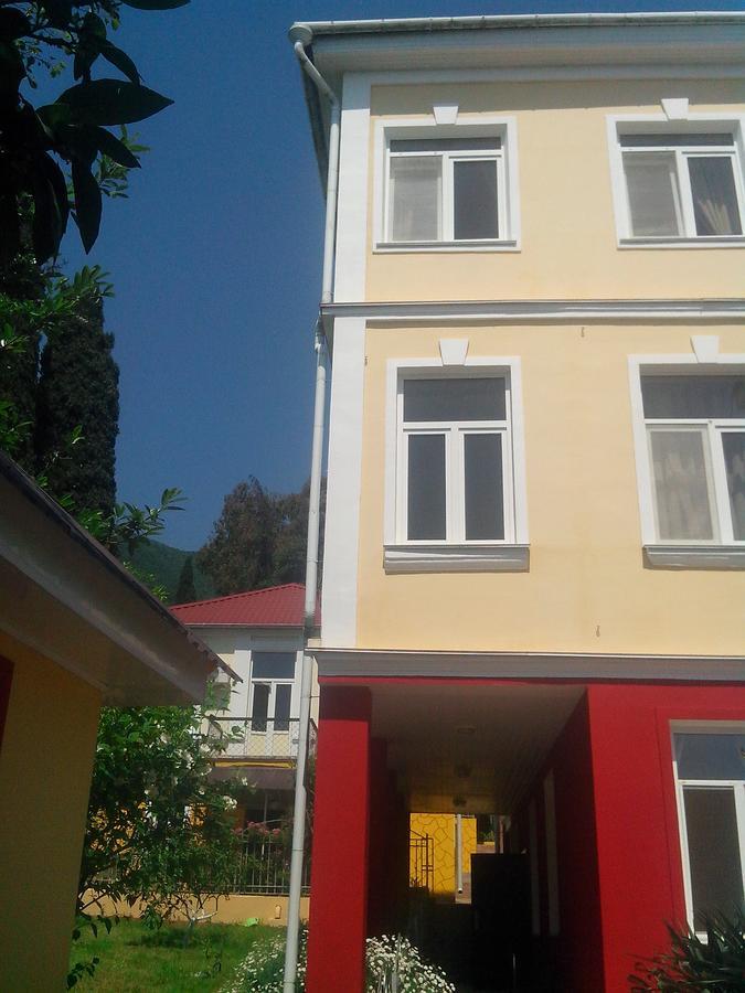 Бестужевский Дворик Gagra Exteriér fotografie